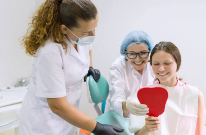 How Family Dentistry Connects Everyday Care With Aesthetic Goals